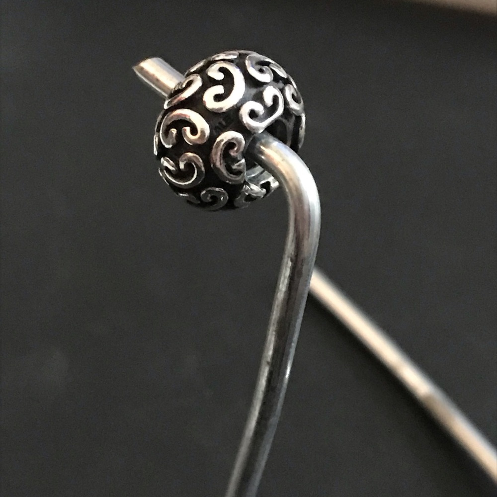 Pandora Feeling Groovy charm